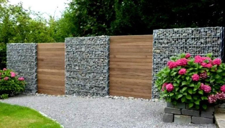 Ошибки при установке металлических заборов и как их избежать