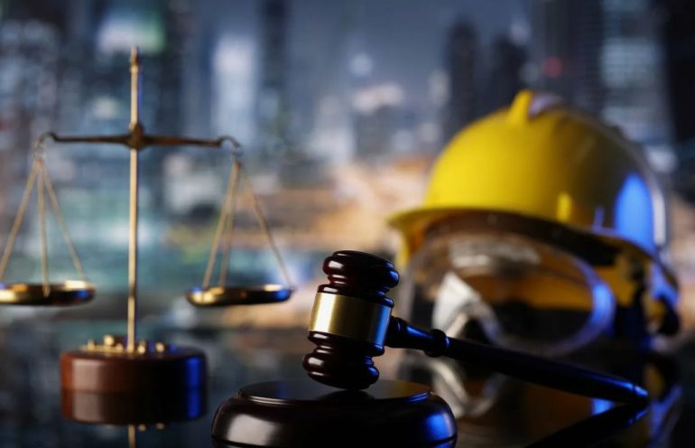 Как адвокат по строительным спорам поможет вернуть ваши деньги