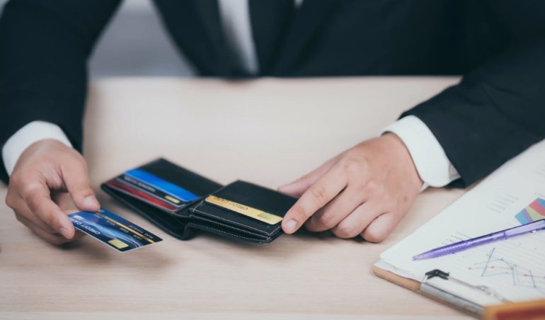 Какие документы нужны для открытия счета в банке Казахстана